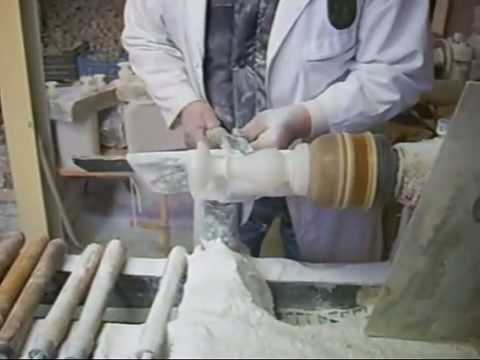 Alabastro tornito da Franco Norscia della Ditta Rossi Alabastri di Volterra - by Renato Caldon