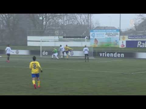 Nick Hak scoort voor FC Dordrecht tegen Nieuwenhoorn: 0-1