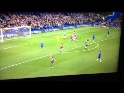 FIGHT: ANDY CARROLL VS IVANOVIC