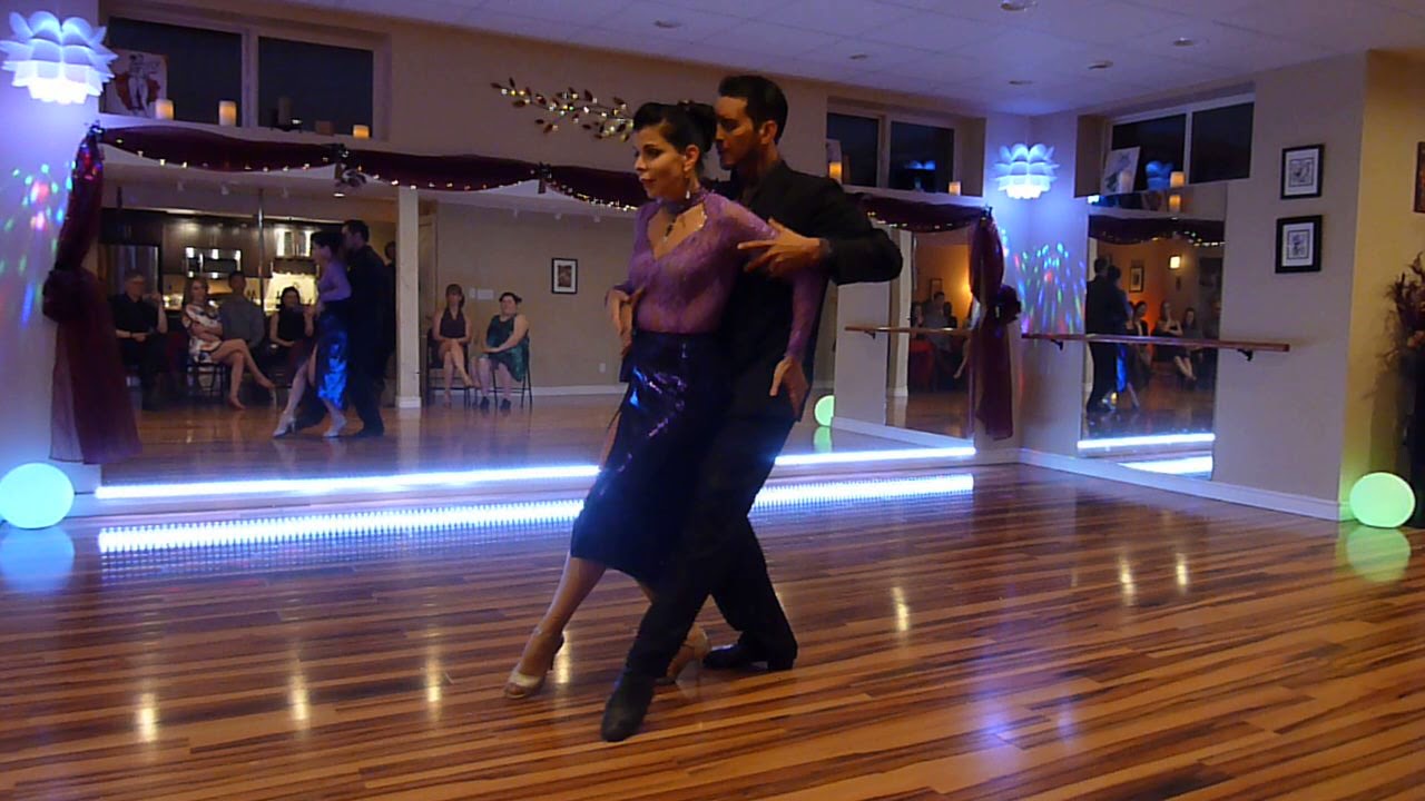 Julia Gorin & Jonatan Baez "Los Mareados" Color Tango de Roberto Alvarez