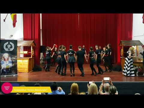 Muntenia Fashion Days - Moment Artistic cu Ansamblul "Doina Bascovului"
