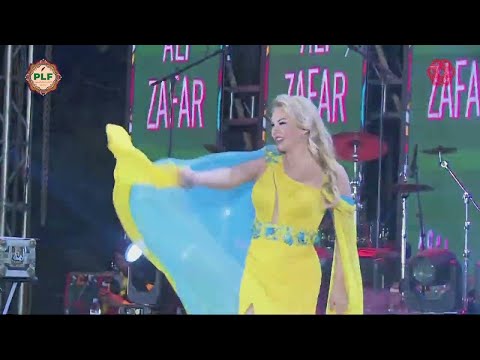 Kamaliya - The Pretty Girl - Live in Lahore, Pakistan