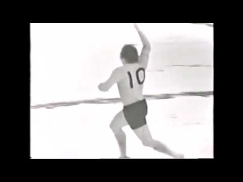 Hull City v Charlton Athletic F.A. Cup 3rd Rd 02-01-1971