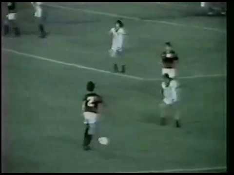 João Batista Nunes (Flamengo) - 14/07/1981 - Flamengo 5x2 Cerro Porteño-PAR - 2 gols