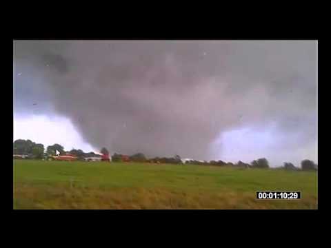 truck driver inside a tornado Video