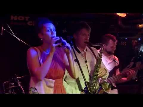 the urban turbans (tut) live - Moonshine [Jaqee Cover] / Child In Time [Deep Purple Cover]