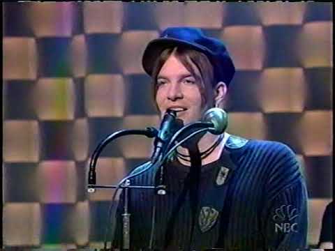 The Dandy Warhols - We Used To Be Friends (Late Night with Conan O'Brien 2003)