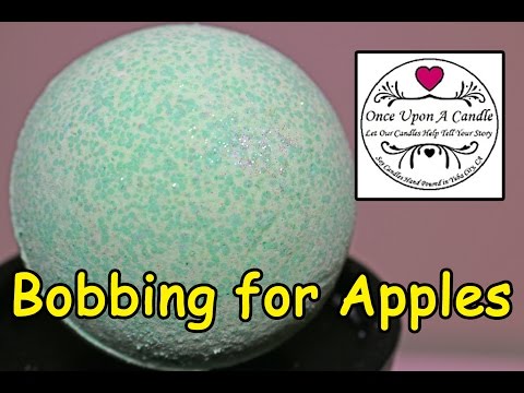 Once Upon A Candle - BOBBING FOR APPLES Bath Bomb - DEMO - Underwater View - Review Halloween