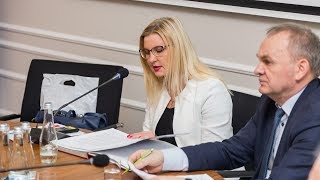 Uchwała dotycząca wypłacania diet radnym nieważna (zdjęcia, wideo)