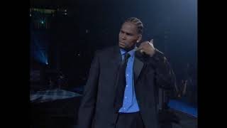 R. Kelly - Trapped in the Closet (Live)
