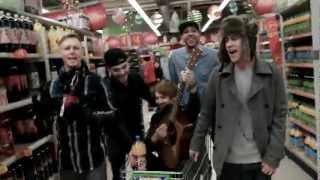 OnLockTV - THE MEND - (Sitting On) Dock Of The Bay ** Live Acoustic Session in ASDA** @OnLockMedia