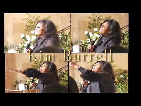 Kim Burrell singing in Excellence