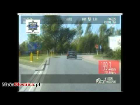 6.05.2011 Oleśnica - policyjny pościg zakończony dachowaniem