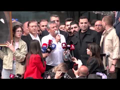 Turkish riot police force ousted opposition from headquarters