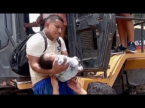 Video Thumbnail: State of emegency declared as Nazca hit by severe flooding and landslides