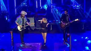 Maren Morris &amp; Brothers Osborne - “All My Favorite People”