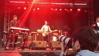 Wolf Parade – You Are A Runner And I Am My Father’s Son / Fancy Claps