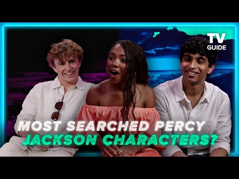 Percy Jackson and the Olympians Cast Plays Fandomly Feud | Walker Scobell, Leah Sava Jeffries