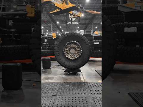 17” Raceline Wheels x 37” Toyo Open Country MT