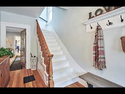 82 Main St S, Uxbridge