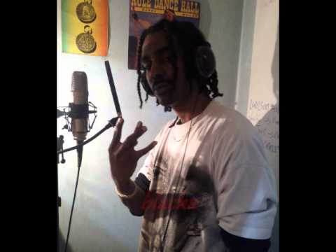 foss ek love -blacka feat audioman & millod