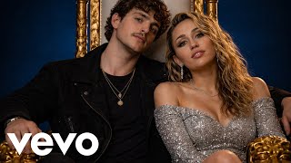 Download lagu Benson Boone ft. Miley Cyrus – Always Almost Yours (2026  ) mp3