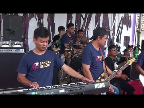 Happy Asmara Feat Arya Satria - Kita Harus Berpisah | Dangdut (Official Music Video)