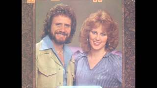 David Frizzell & Shelly West "We're Lovin' On Borrowed Time"