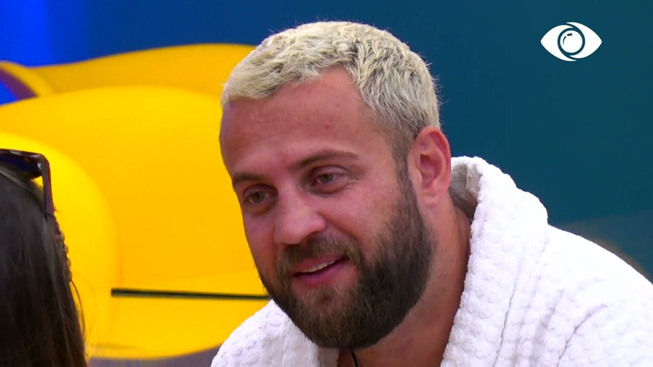 Luizi i tregon Kiarës si i rreh zemra kur është pranë saj: Jam joti!