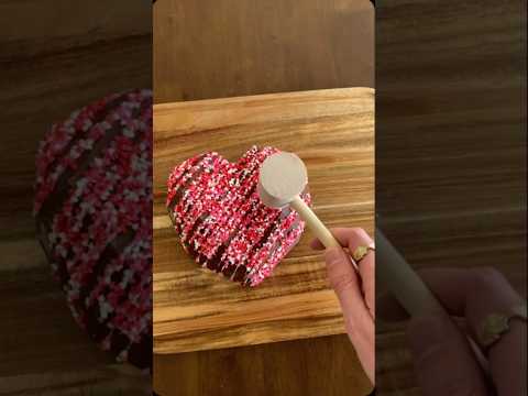 smashing a chocolate heart 🍫❤️ #chocolateheart #weddinggift #giftideas #chocolatelover #giftbox