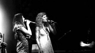 Ana Prada y María Rosa :: Dulzura distante