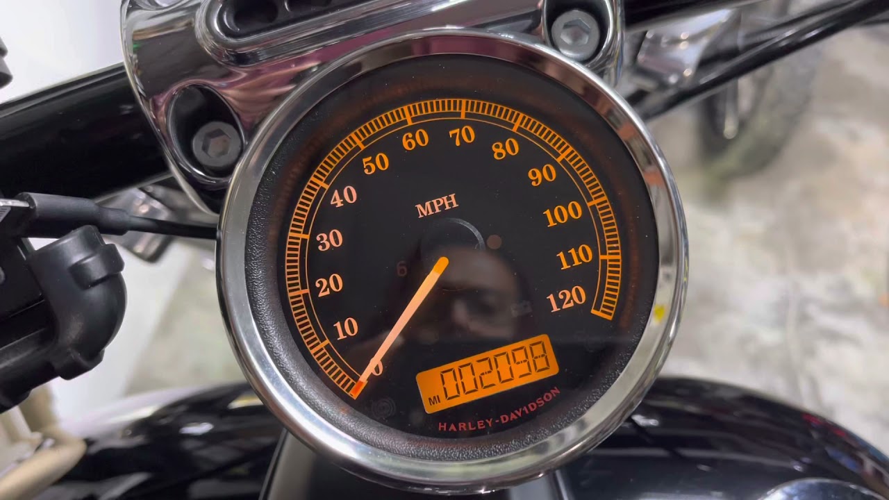 Harley Davidson Breakout Speedometer Upgrade