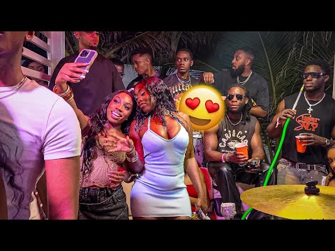 Club hopping in Detty December 🌚 come experience it 