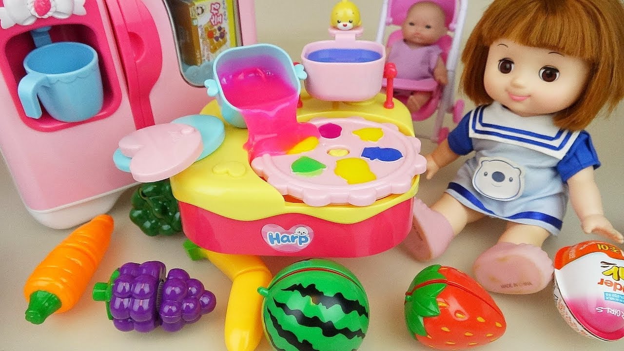 Fruit and baby doll kitchen jelly cooking play baby Doli house