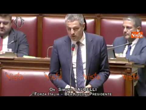 Esercizio ernia SHmorlja nella regione toracica Comprimere le articolazioni di gelatina