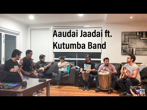 Kutumba and The Uglyz (Sarun Tamrakar) performing Audai Jaadai