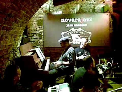 Novara Jazz 2009 - Luis Perdomo Hans Glawischnig Eric McPherson jam session with Dedalo Band 03