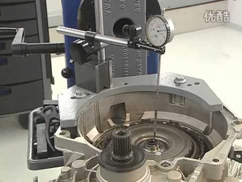 Replacing clutch on VW DSG gearbox Official VW training video