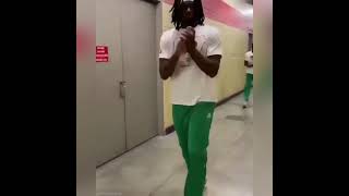 Download lagu Nigerian Basketball team rock shirt with singer, Sound Sultan's face on it before their match mp3