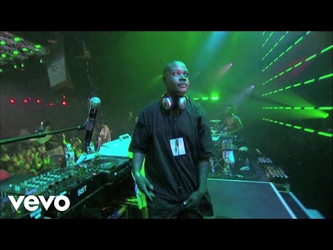 Snoop Dogg - 2 of Amerikaz Most Wanted (Live at the Avalon)