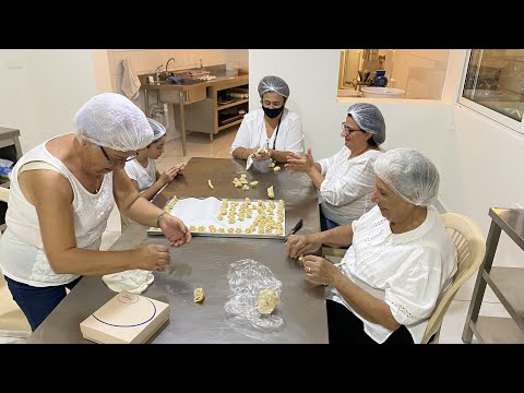 MARZIPAN (Marsaben); How It’s Made at “Le Marzipan de Zouk”. Handcrafted Almond Flowers 💐