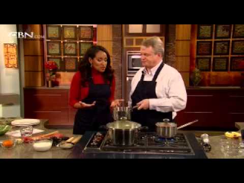 Gordon Robertson: Thanksgiving Meal Made Easy - CBN.com