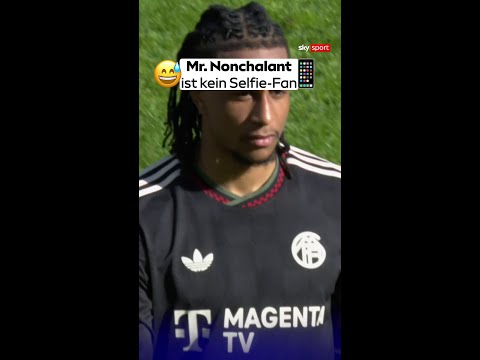 Olise mit dem Stinkefinger in Richtung Musiala! 😅