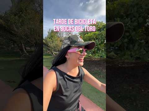 Tardes de bicicleta en Bocas del Toro, Panamá☀️🇵🇦 #bocasdeltoro #panamá #islacolon #bicicleta