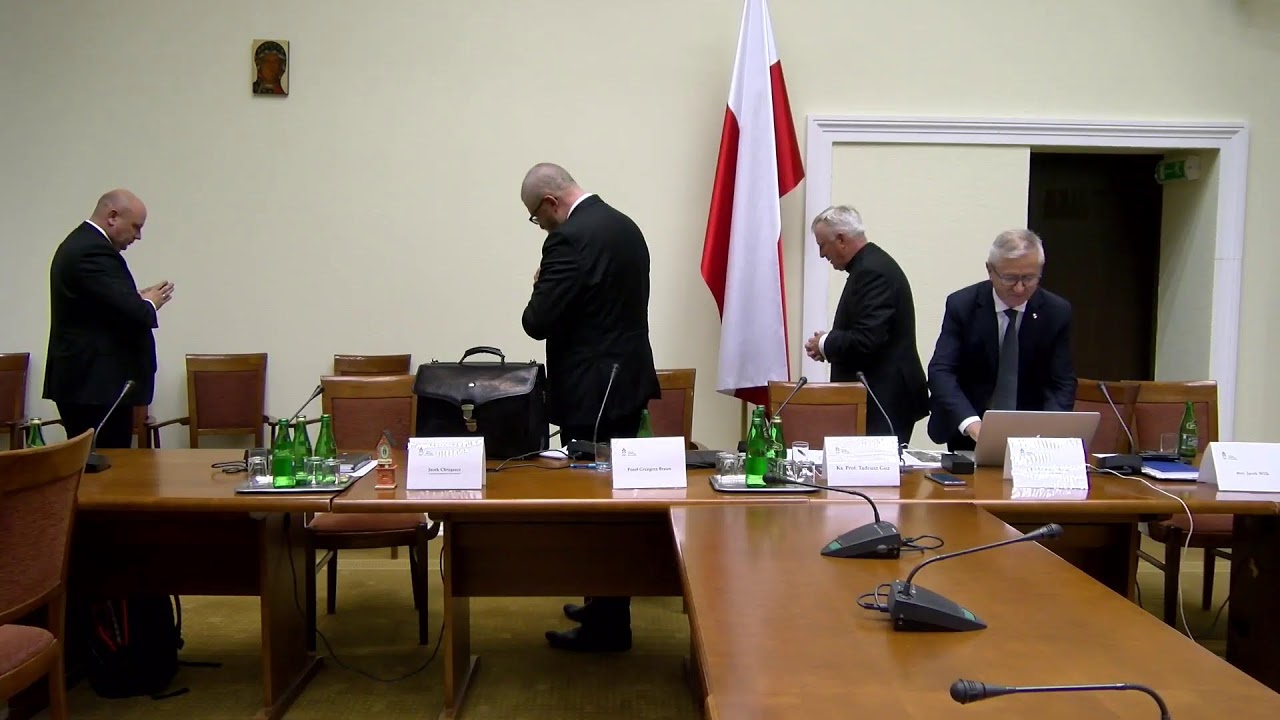 Prawo naturalne jako fundament prawa państwowego – ks. prof. Tadeusz Guz — Referat cz. 2 – Prawo państwowe i pytania