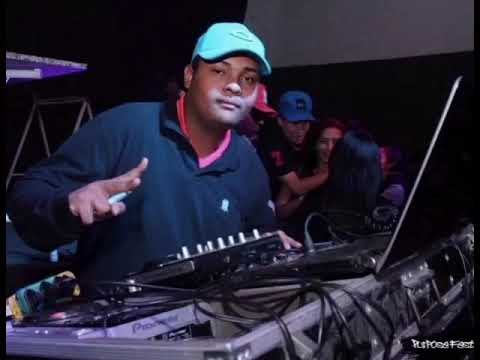 MC RB, MC MICHEL SP E MC NEM JM - SABADÃO TEM DZ7 NATALZÃO TEM PAQUETÁ ( DJVIOFICIAL)