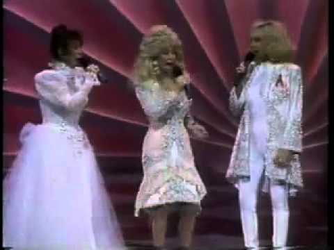 Tammy, Dolly & Loretta-Silver Threads And Golden Needles Video
