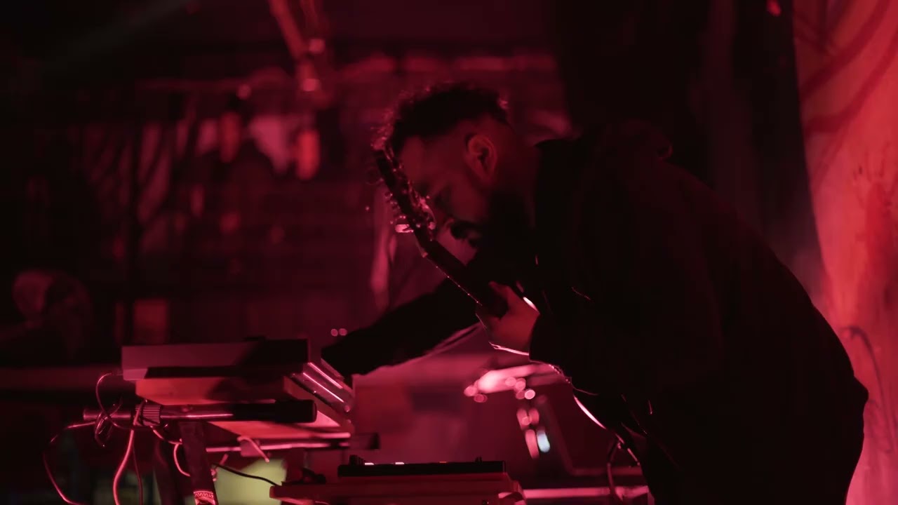 Live Set Performance