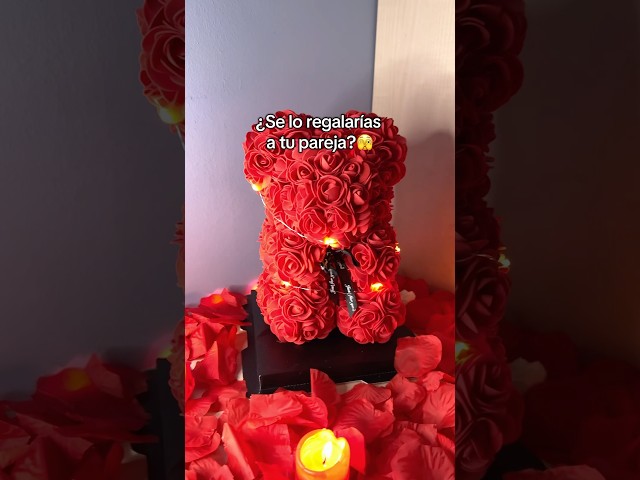 Vídeo relacionado con Oso de Peluche Rojo con Corazón "Te Quiero" - Peluches Bonitos de 25cm para San Valentín y Día de la Madre - Osito de Amor Romántico para Enamorados - Teddy Bear Suave Regalo para Novia o Pareja