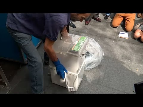 NYC officials tout rat crackdown success by showing...